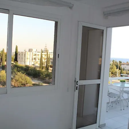 Sea View One Bedroom *